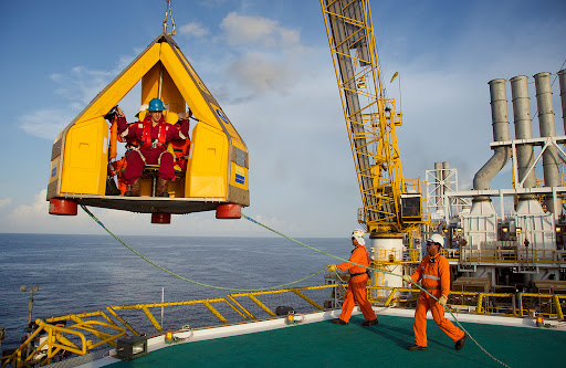 Offshore Basket & Personnel Transfer Equipment Load Test